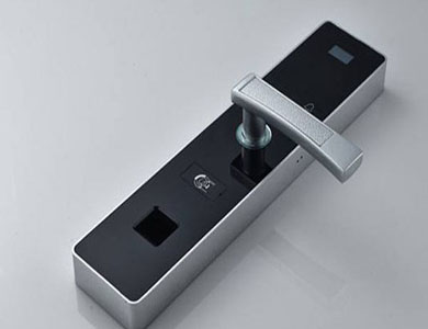 铁力24小时上门开锁公司